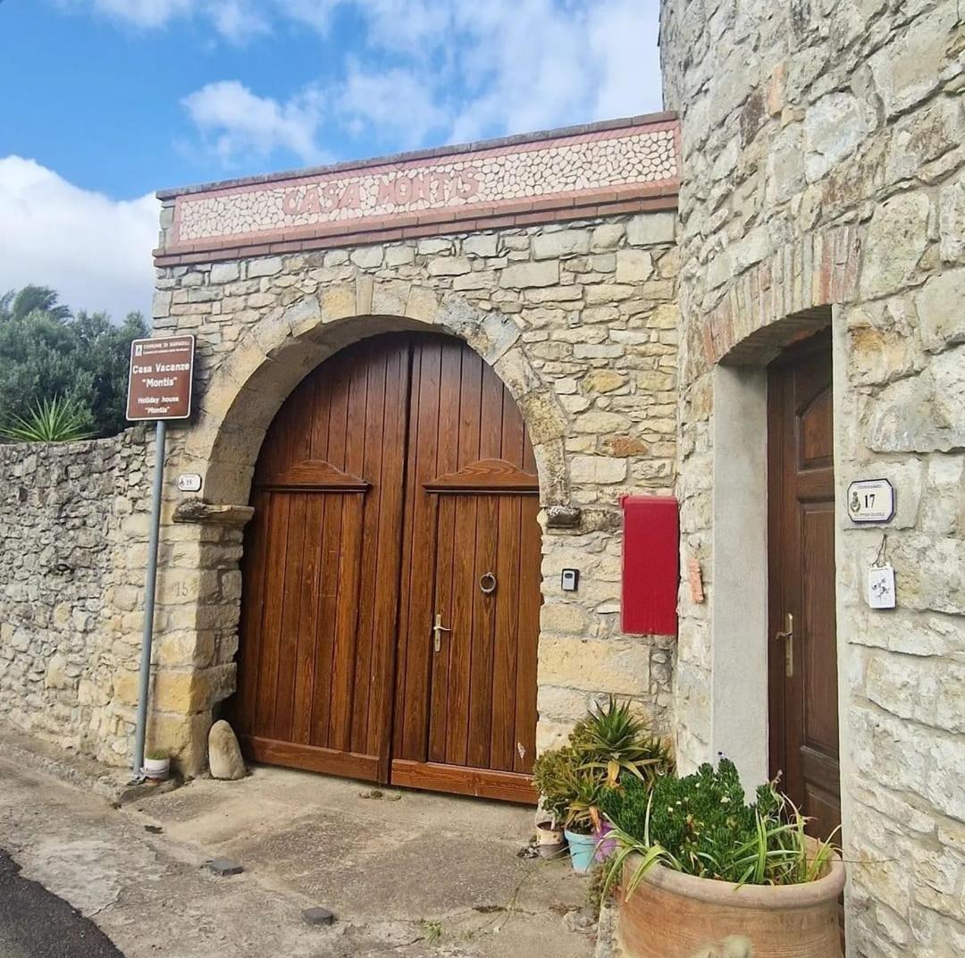 Апартаменты Domus De Jara - Casa Montis Baradili Экстерьер фото